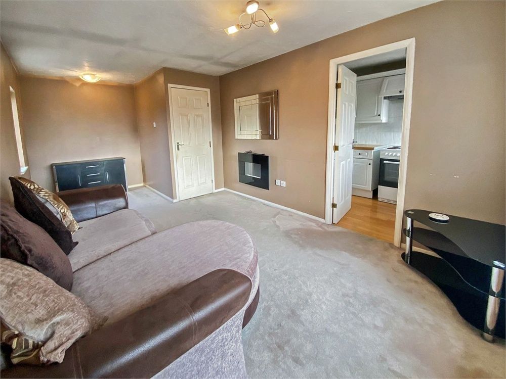 Property photo 2 of 6