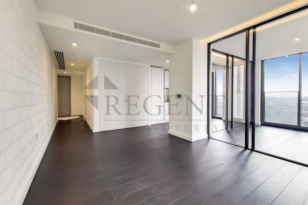 Property photo 2 of 12 Open Plan