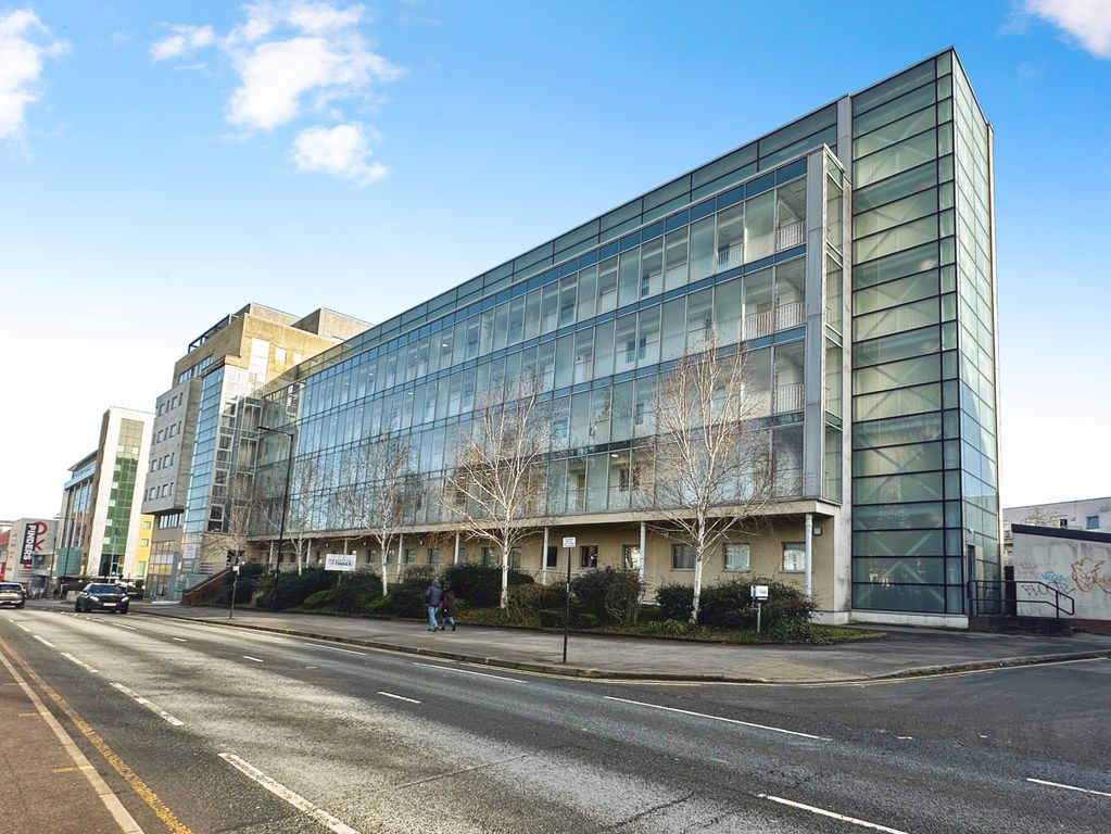 Property photo 1 of 6