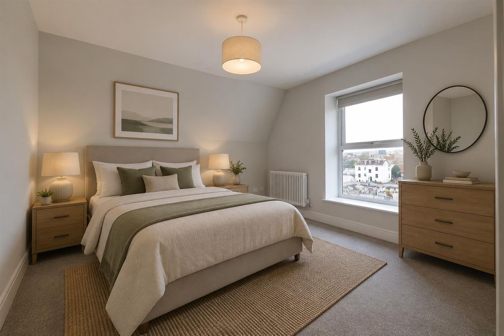 Property photo 3 of 15 Emerald Bedroom Ai.Png