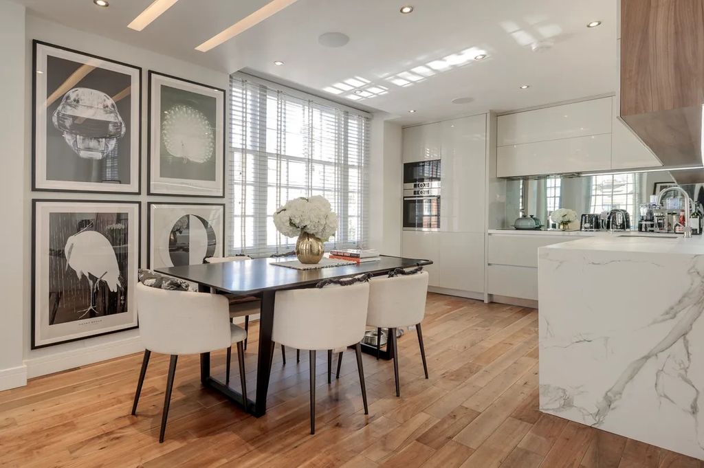 Property photo 2 of 14 Photo 2