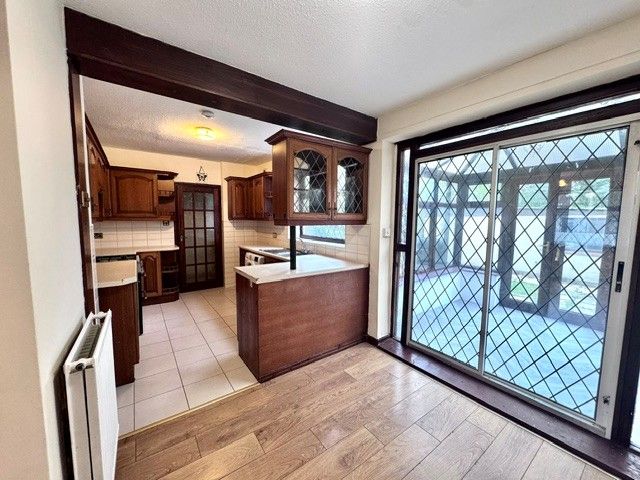 Property photo 3 of 14 Dining Kitchen