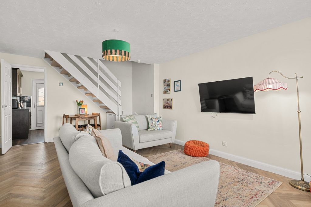 Property photo 3 of 24 5025787