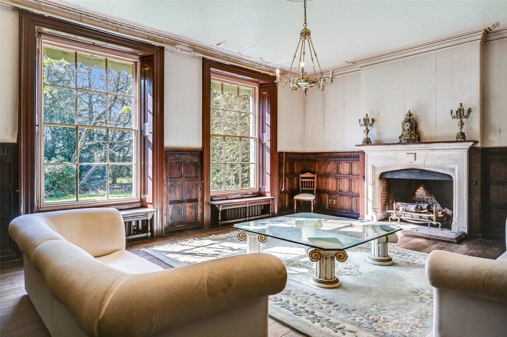 Property photo 3 of 19 Drawing Room