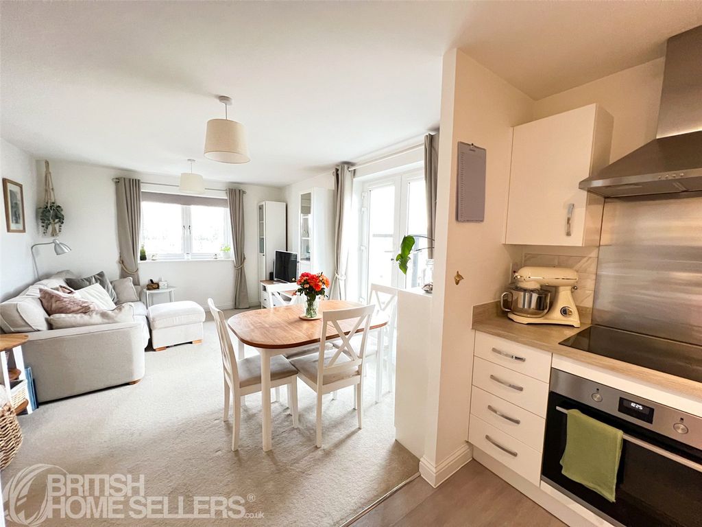 Property photo 3 of 10 Picture No. 04