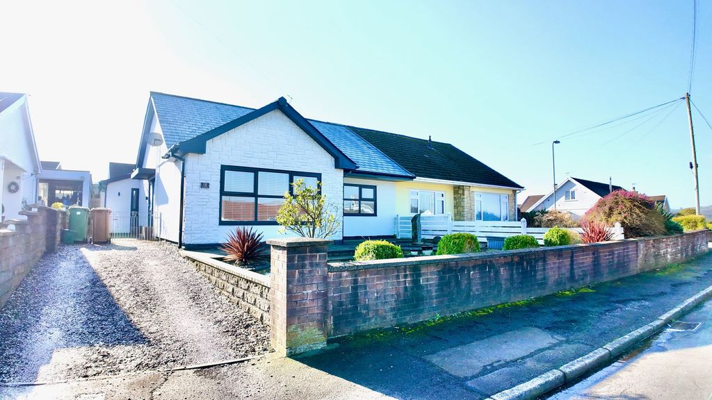 Property photo 1 of 36