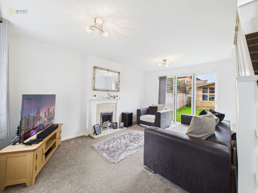 Property photo 3 of 27