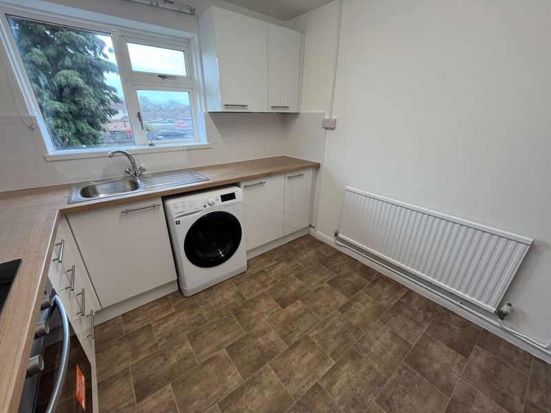 Property photo 3 of 15 Photo 8