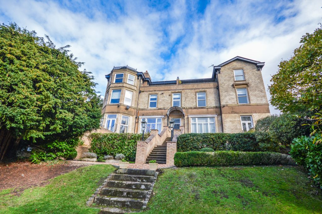 Property photo 1 of 29 Front External