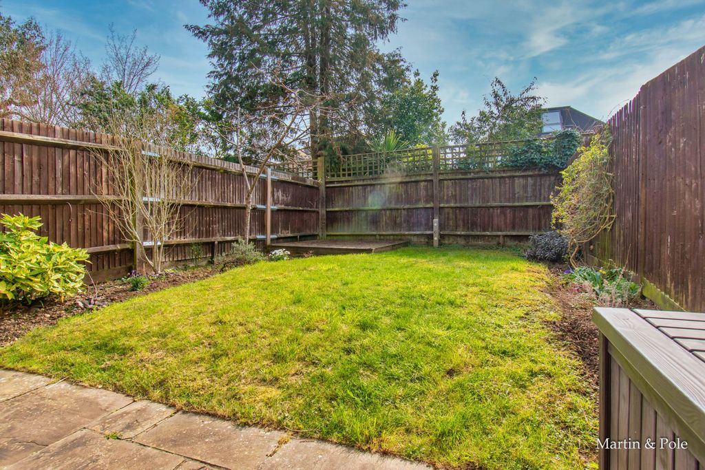 Property photo 2 of 13