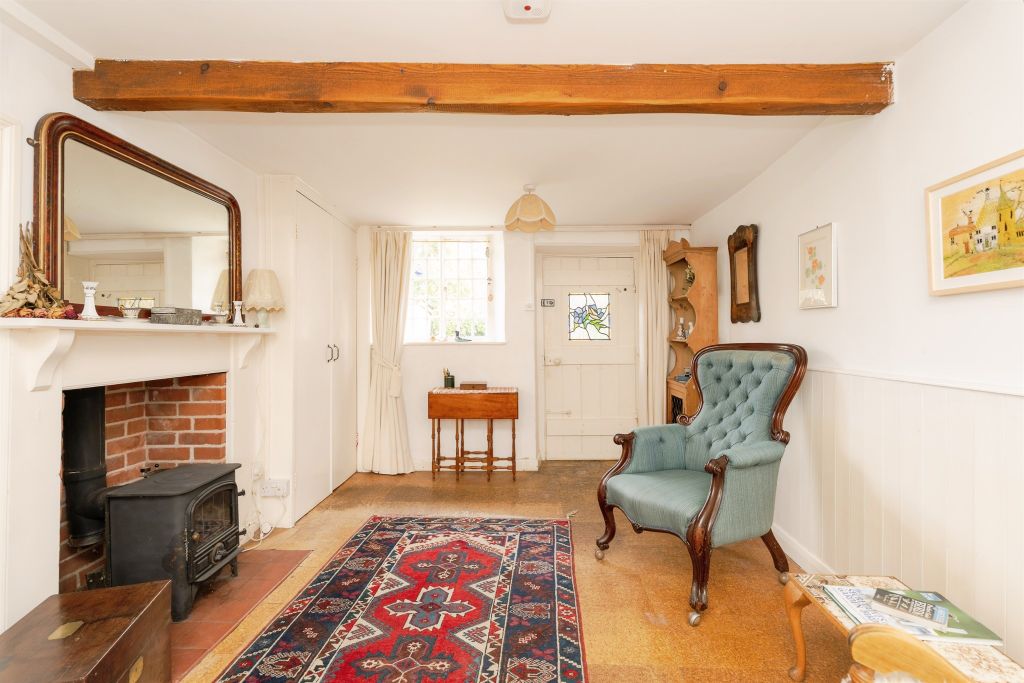 Property photo 2 of 17