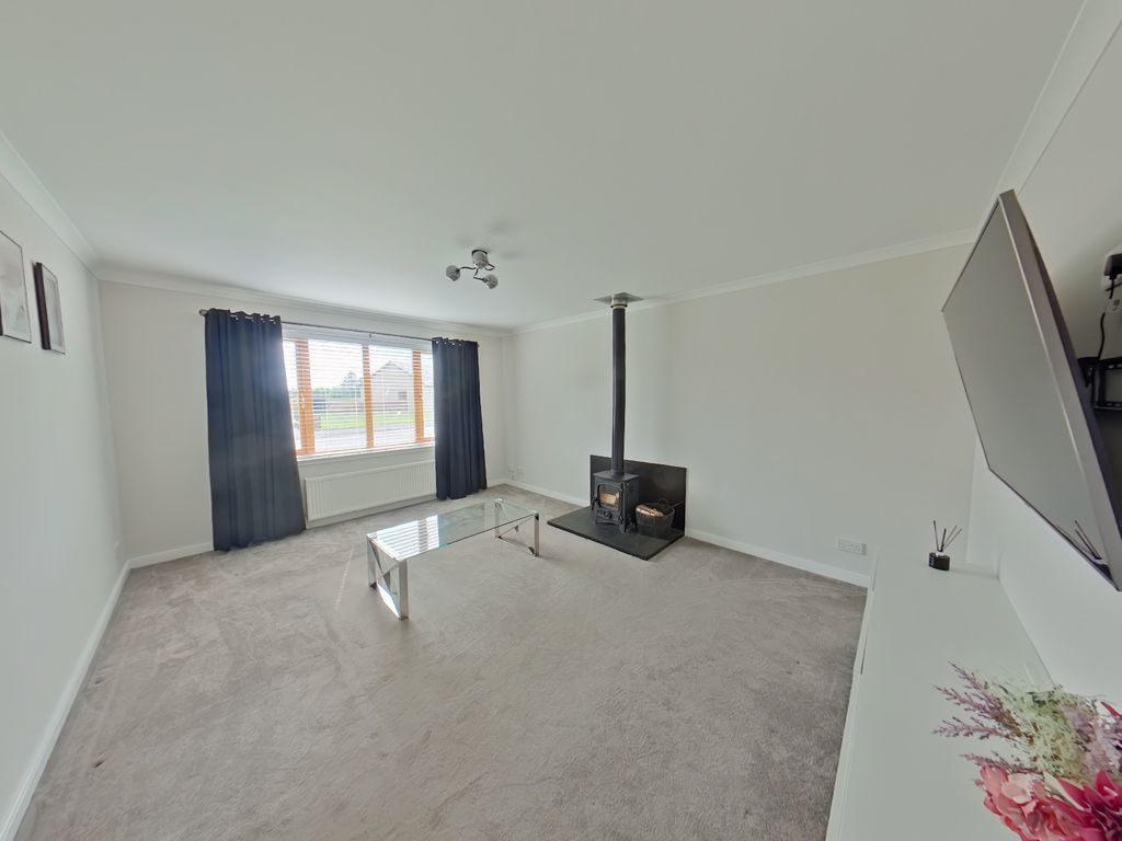 Property photo 2 of 12 Photo 11