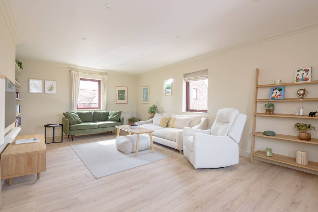 Property photo 2 of 19 Property Image 2