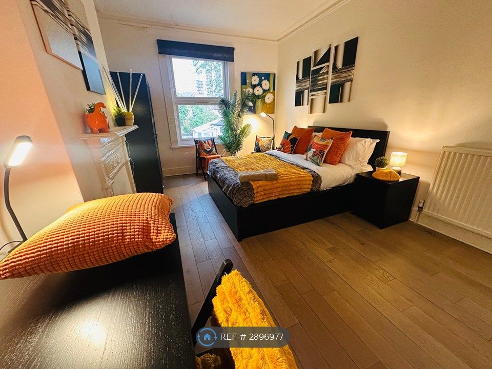 Property photo 1 of 25