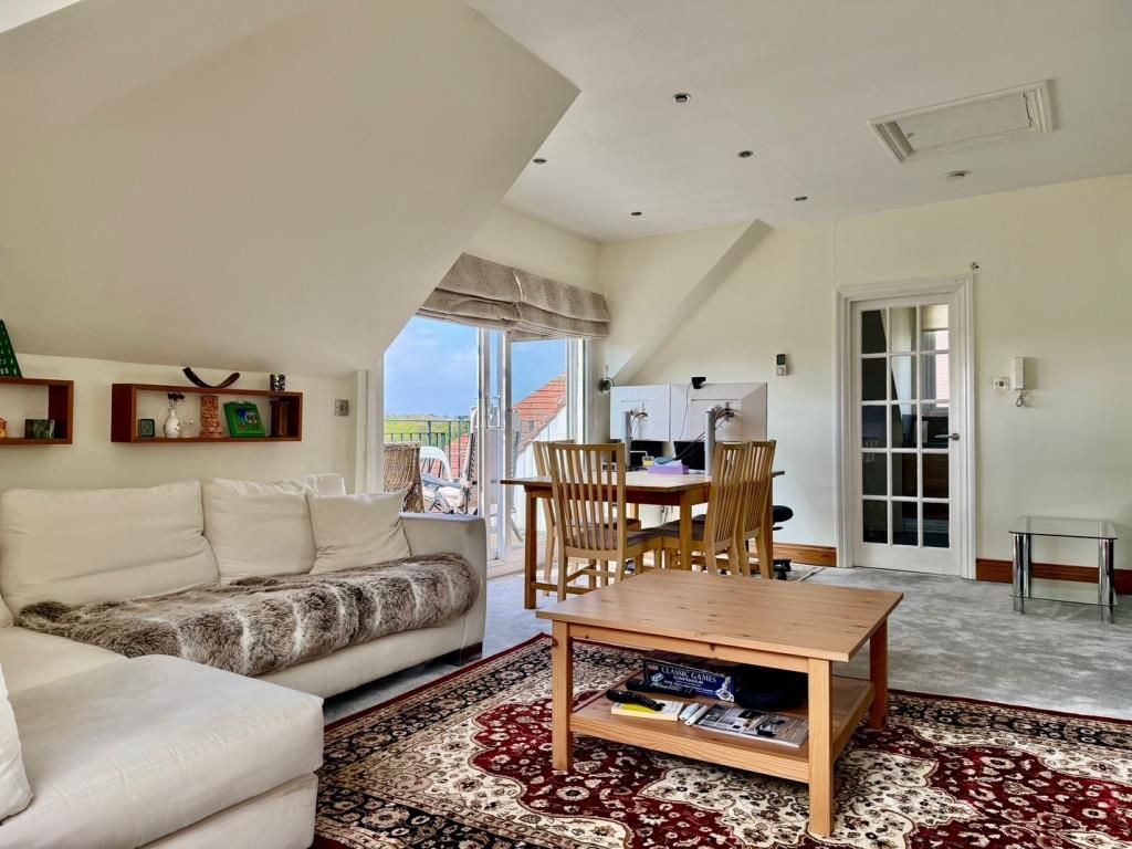 Property photo 1 of 8 Reception Room