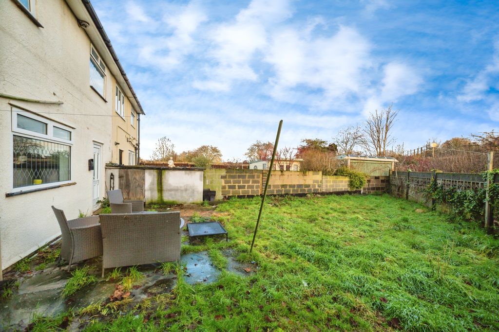 Property photo 3 of 15