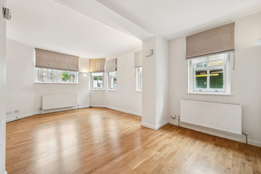 Property photo 2 of 12 Reception Room