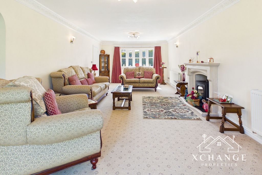 Property photo 2 of 41