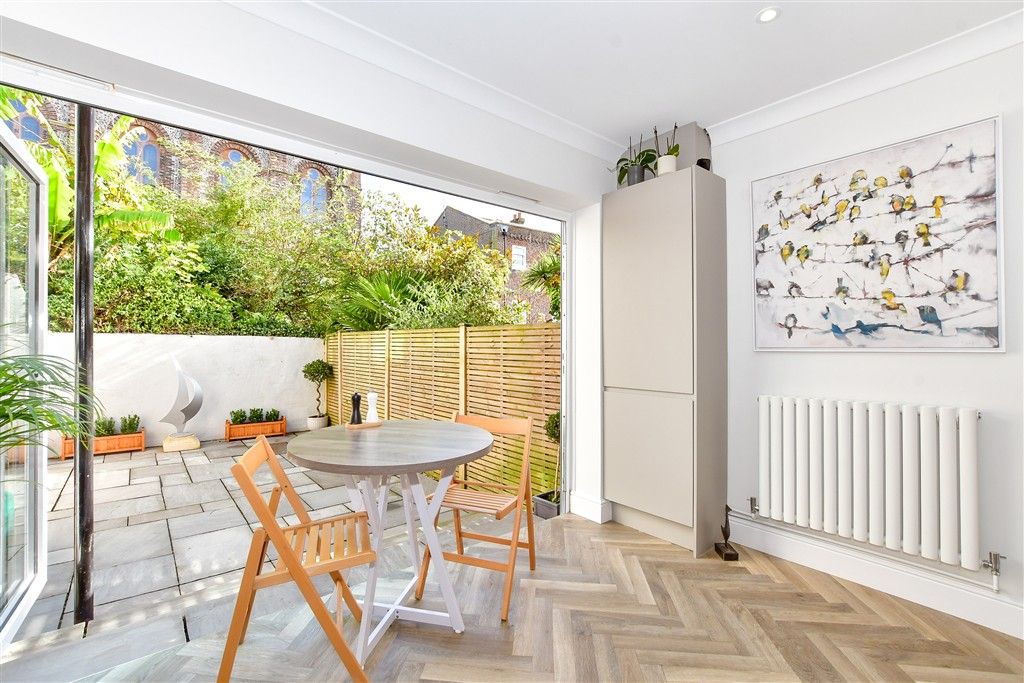 Property photo 1 of 12 Internal Lifestyle Photograph