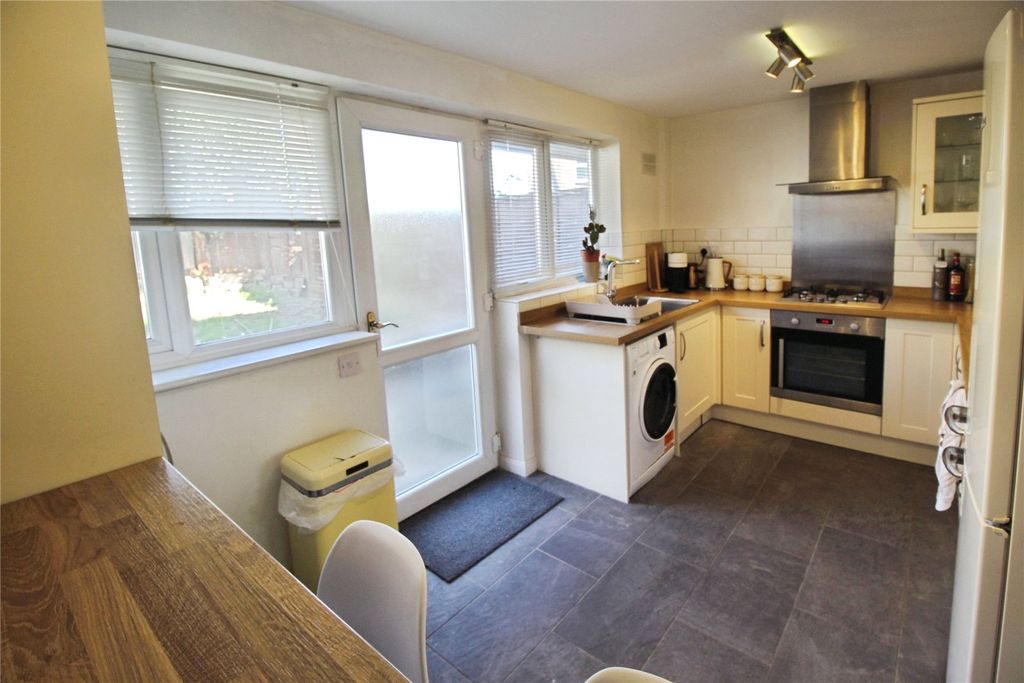 Property photo 3 of 11 Kitchen/Diner