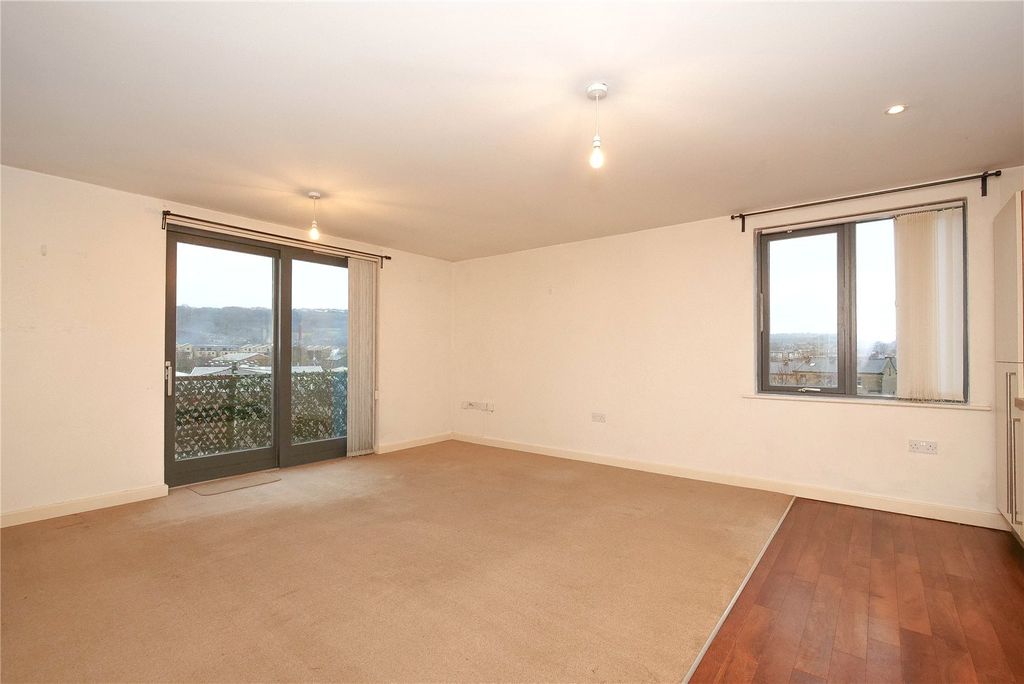 Property photo 3 of 11 Picture No. 04
