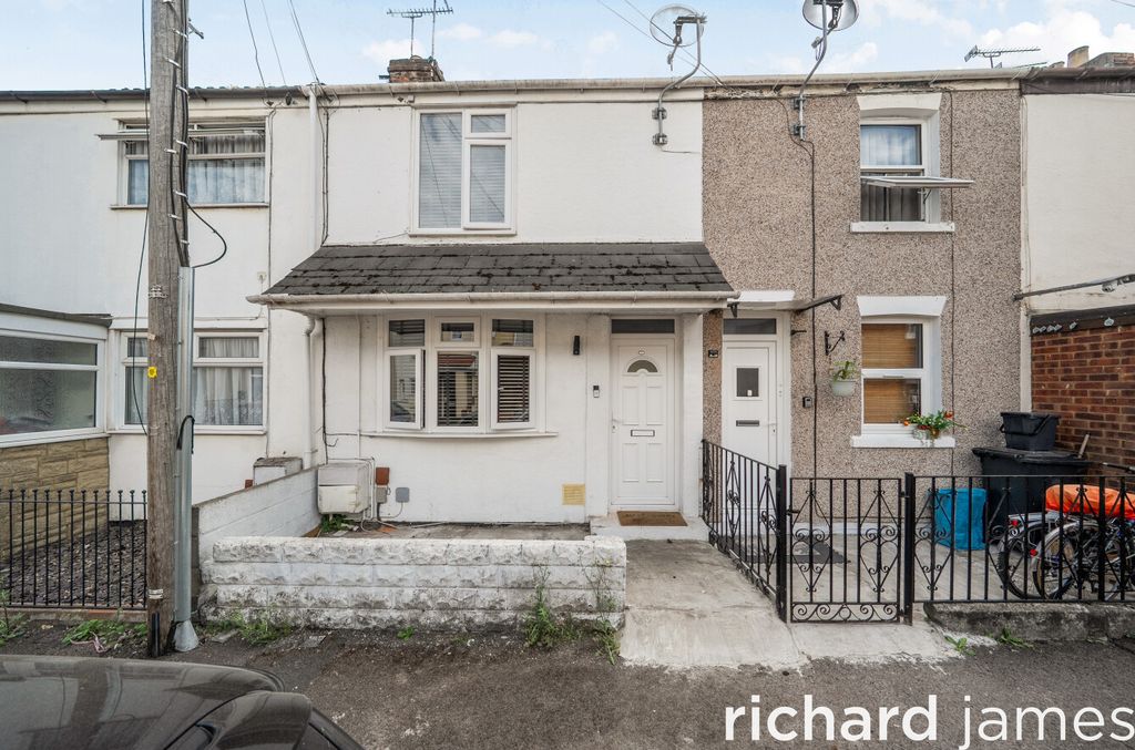 Property photo 1 of 12 d32Edff5A3c24544Bd4F204E195A91c6