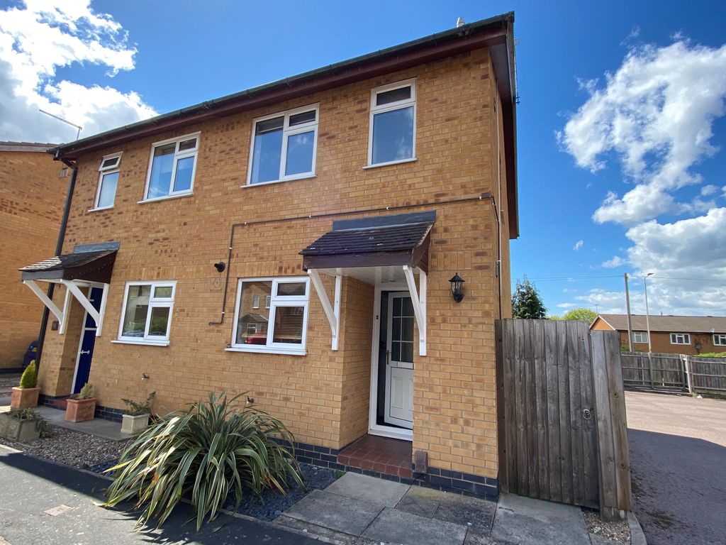 Property photo 1 of 8 External Front