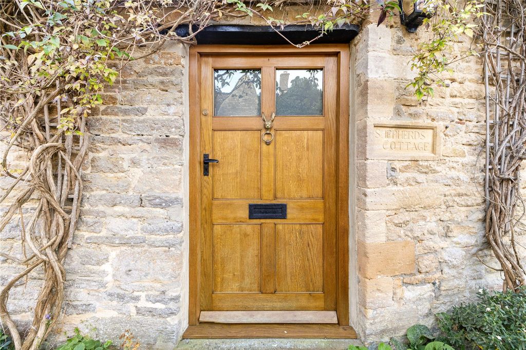 Property photo 3 of 21 Shepherds Cottage