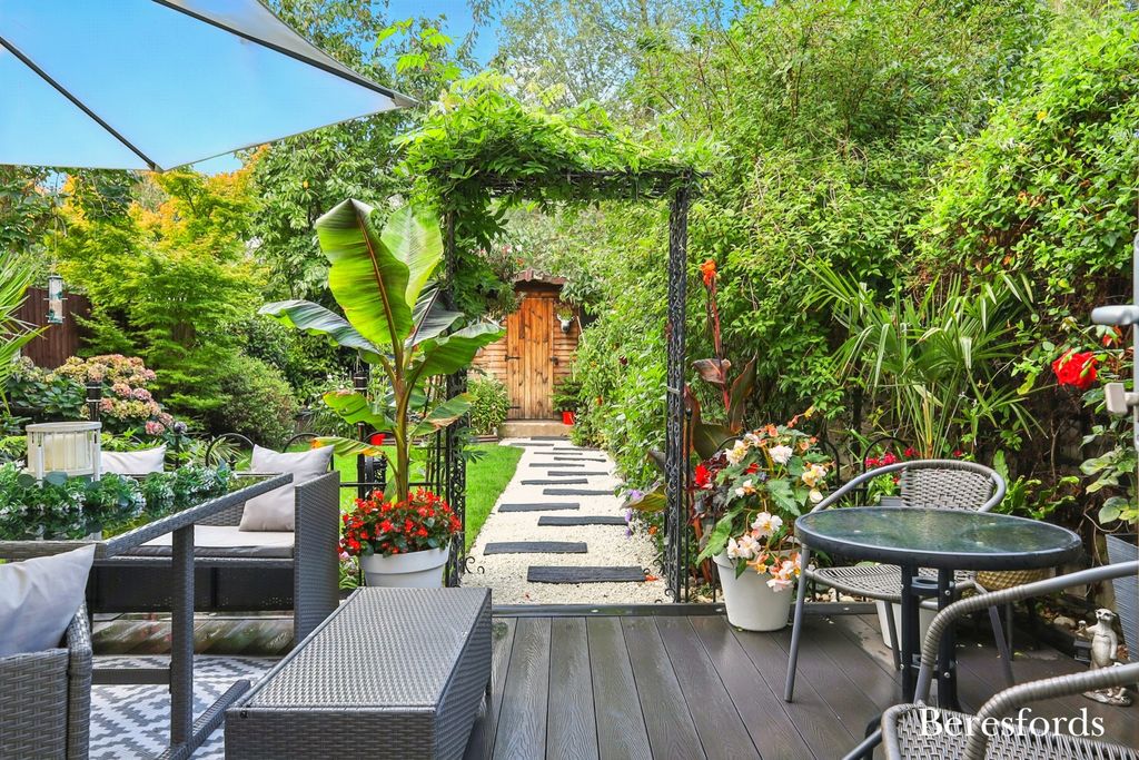 Property photo 2 of 18 Picture No. 17