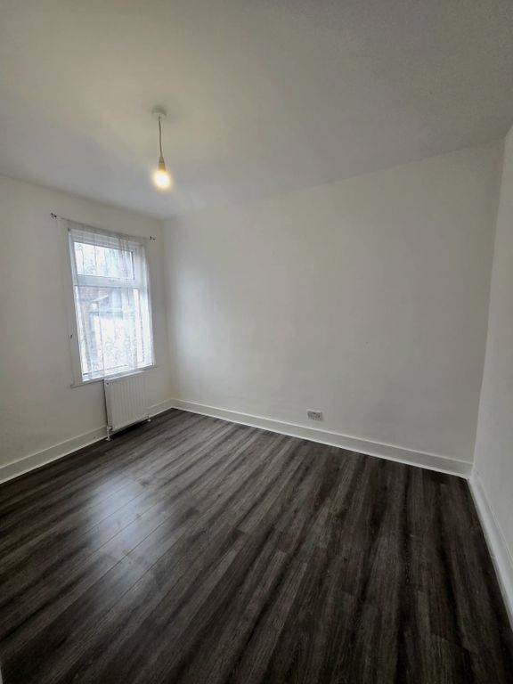 Property photo 2 of 14 Gallery