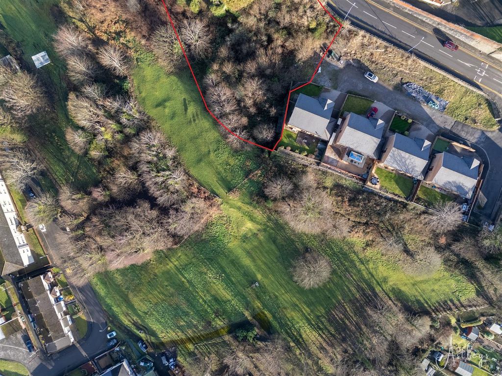Property photo 1 of 6 Main Site Edged In Red