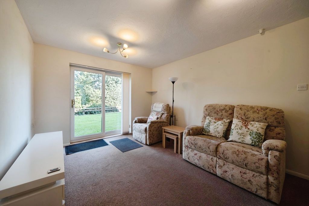 Property photo 3 of 15