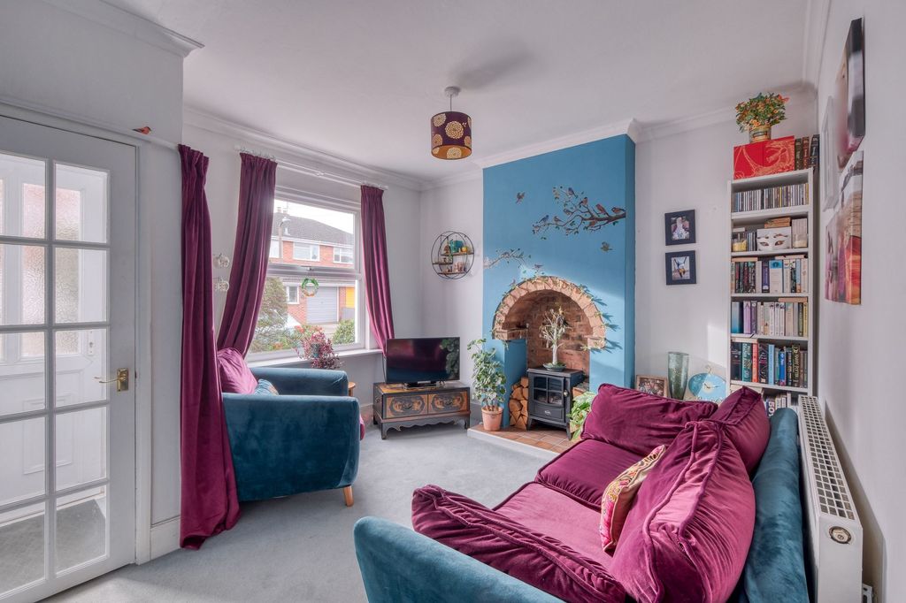 Property photo 3 of 10