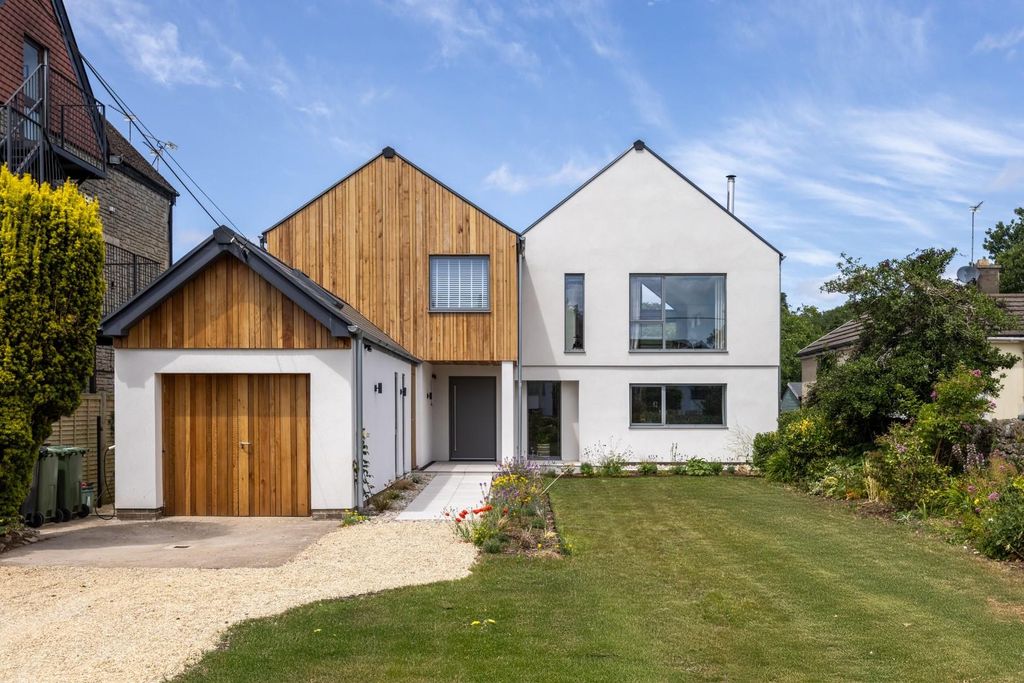 Property photo 2 of 49 47 The Avenue, Bs21-61.Jpg