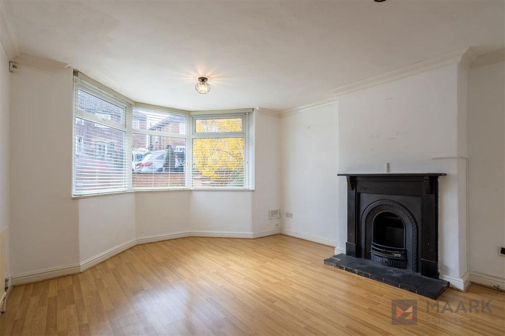 Additional image 9 of 3 bed semi-detached house to rentWoodgate Drive, Birstall, Leicester LE4