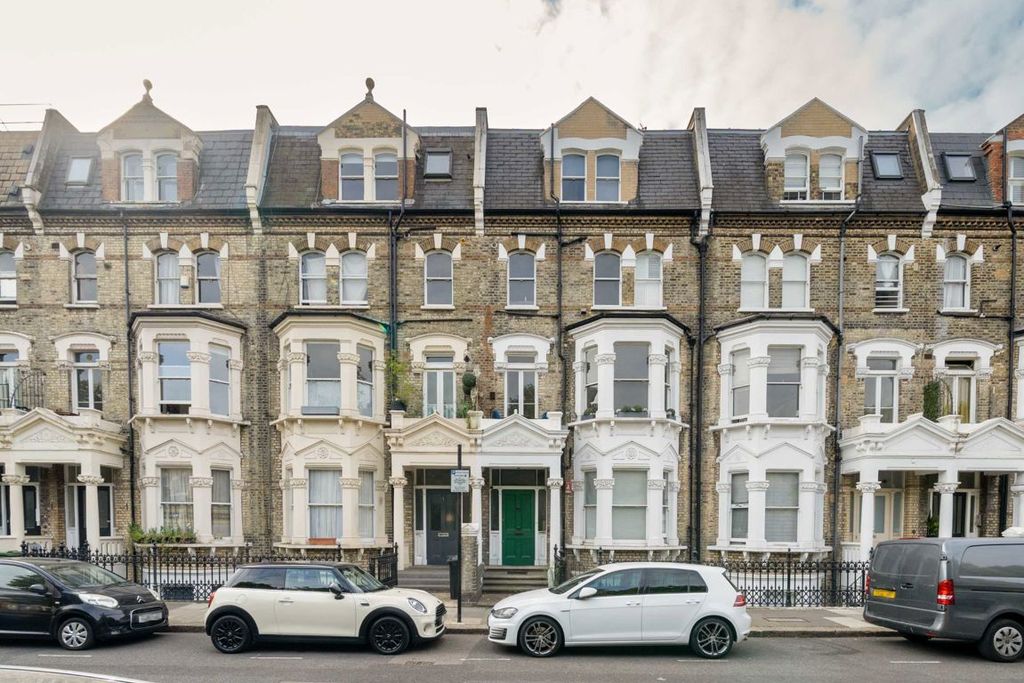 Property photo 1 of 7