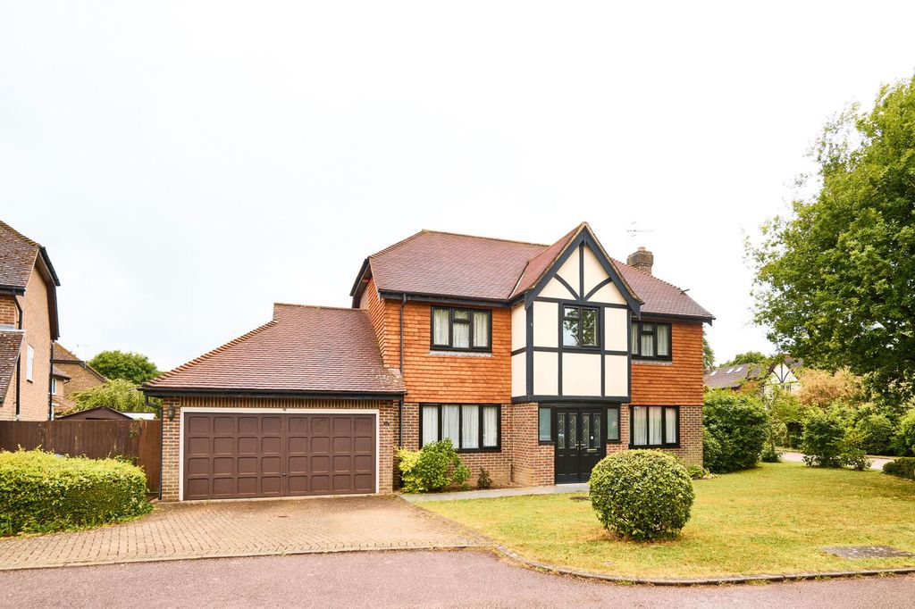 Property photo 1 of 17