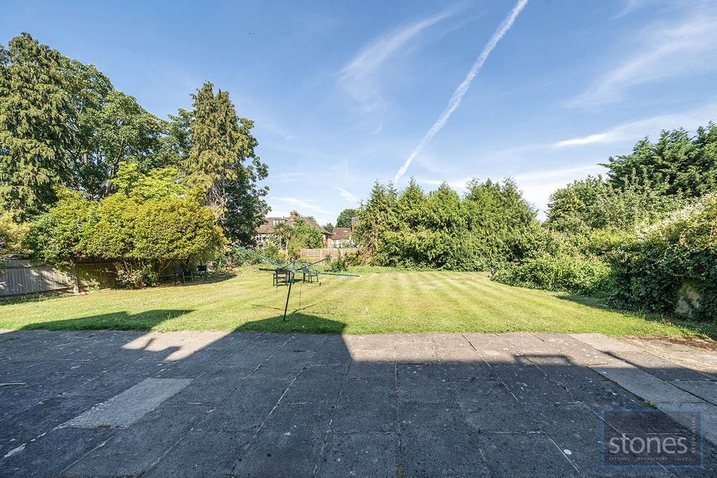Property photo 3 of 16 Picture No. 15