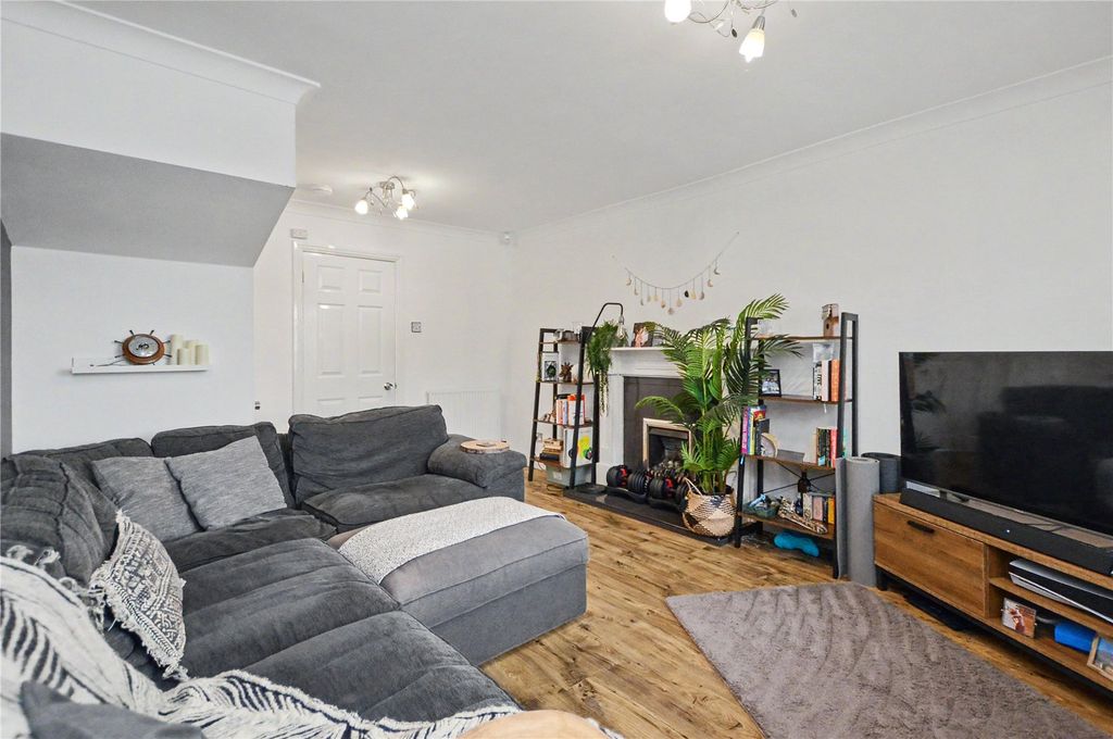 Property photo 2 of 13 Picture No. 08