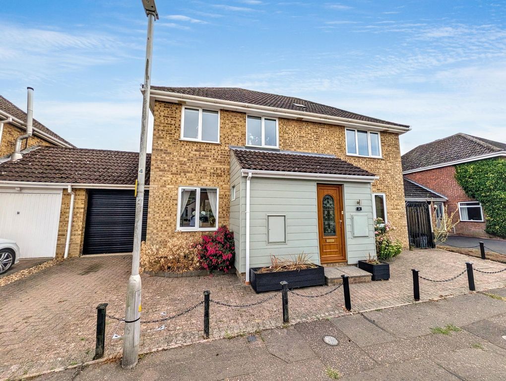 Property photo 2 of 19