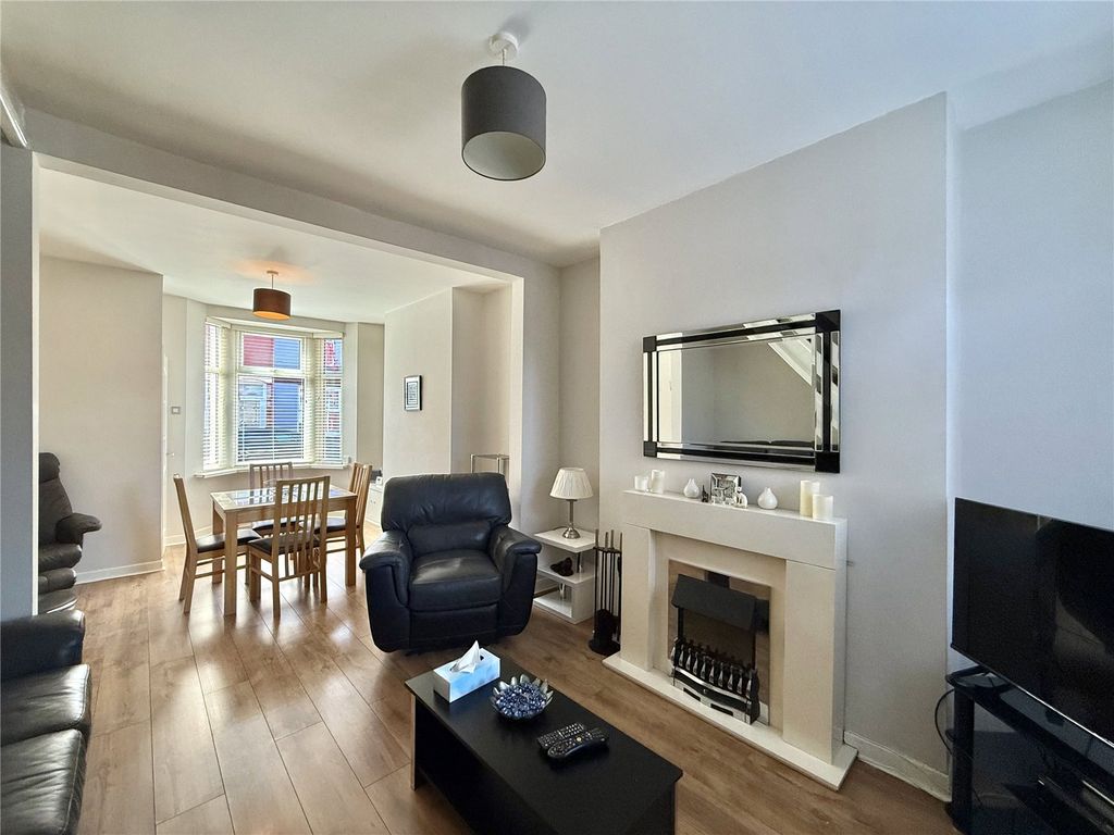 Property photo 2 of 10 Picture No. 07