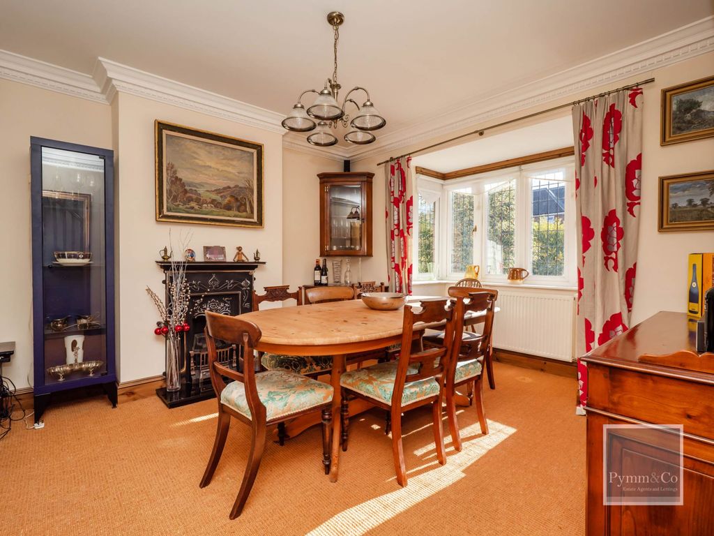 Property photo 3 of 30