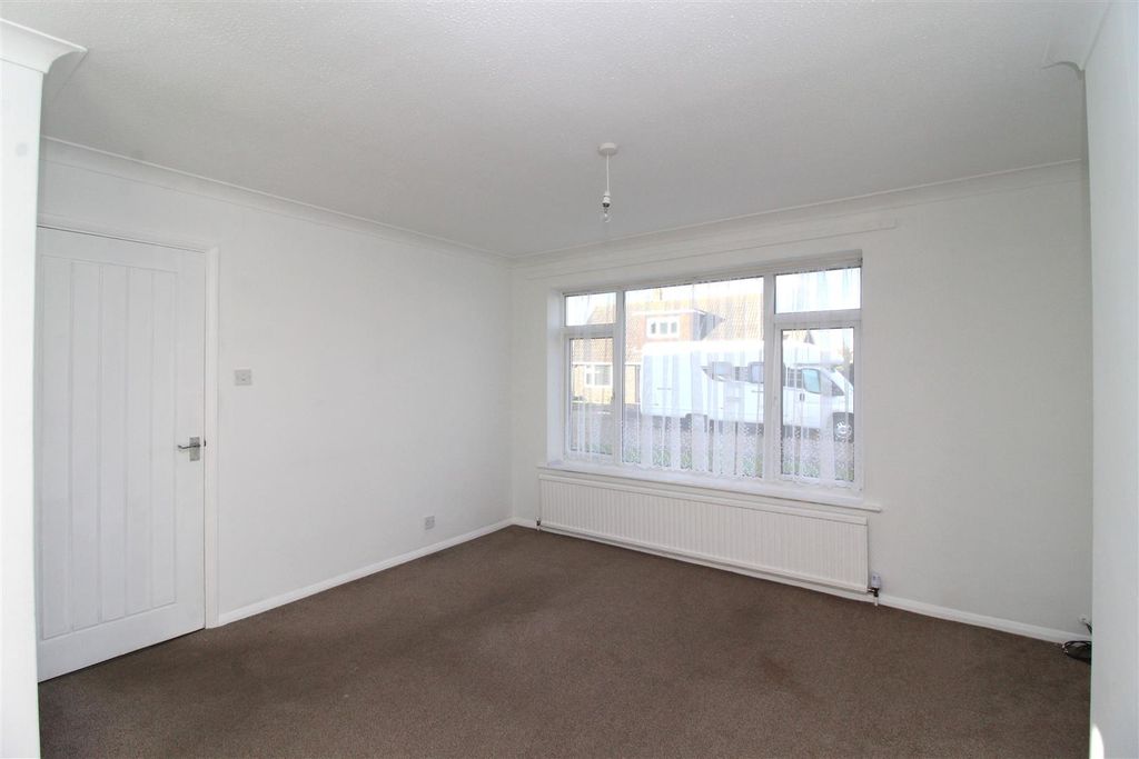 Property photo 3 of 12 Img_8911.Jpg