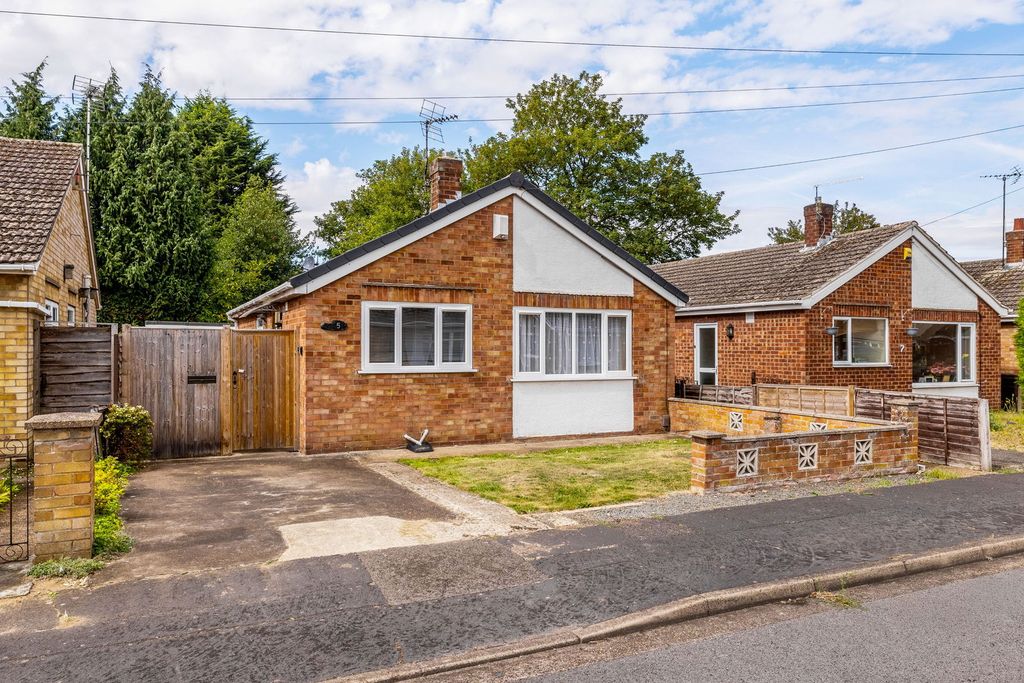Property photo 1 of 9