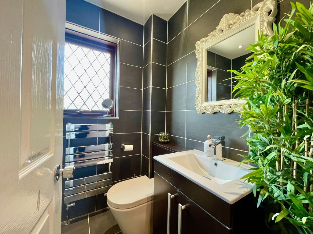 Property photo 3 of 16 Img_3612