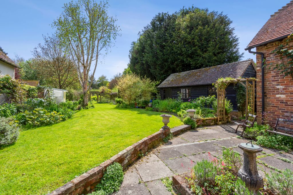 Property photo 2 of 13