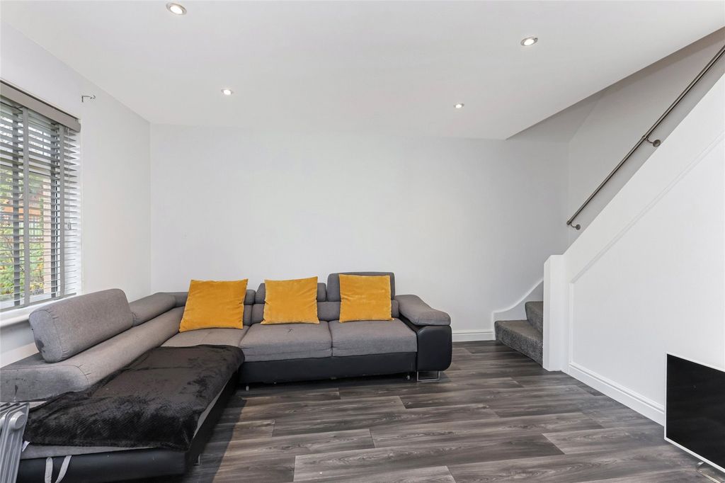 Property photo 2 of 18 Picture No. 05