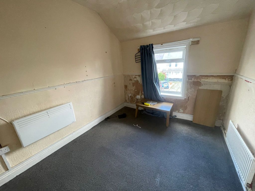 Property photo 1 of 4