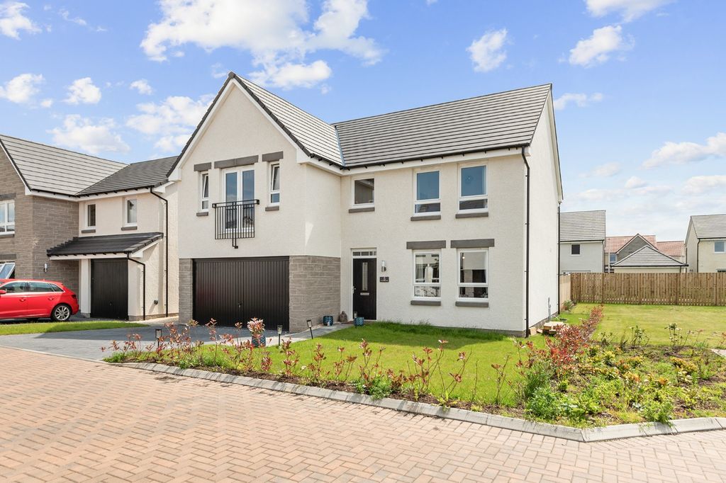 Property photo 1 of 39 4250992