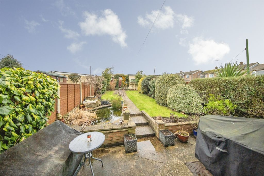 Property photo 2 of 16